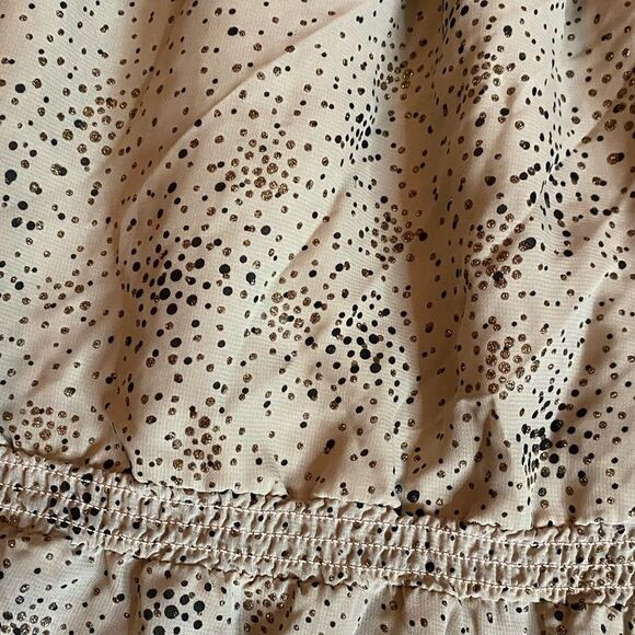 Gold Blouse  - Picture 3 of 8